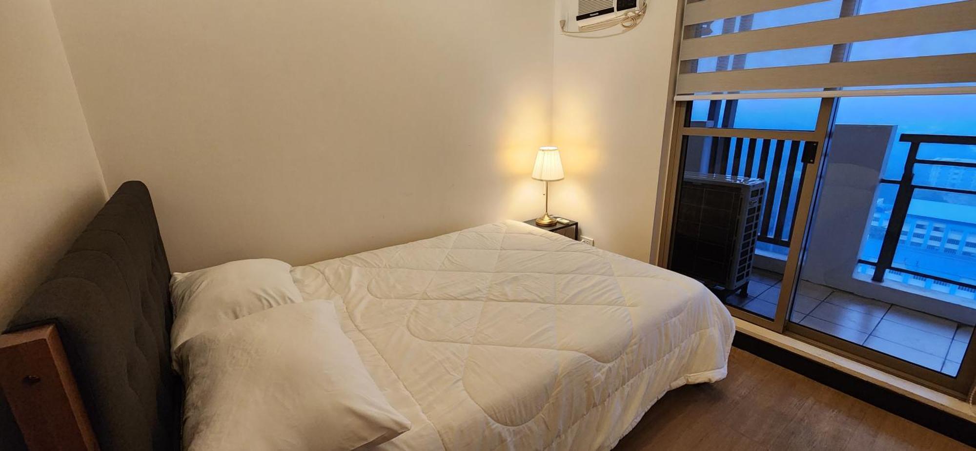 Casa Antonio At Fairway Terraces Family Penthouse 2Br Wi-Fi Nr Golf, Airport, Fort Bgc Манила Экстерьер фото