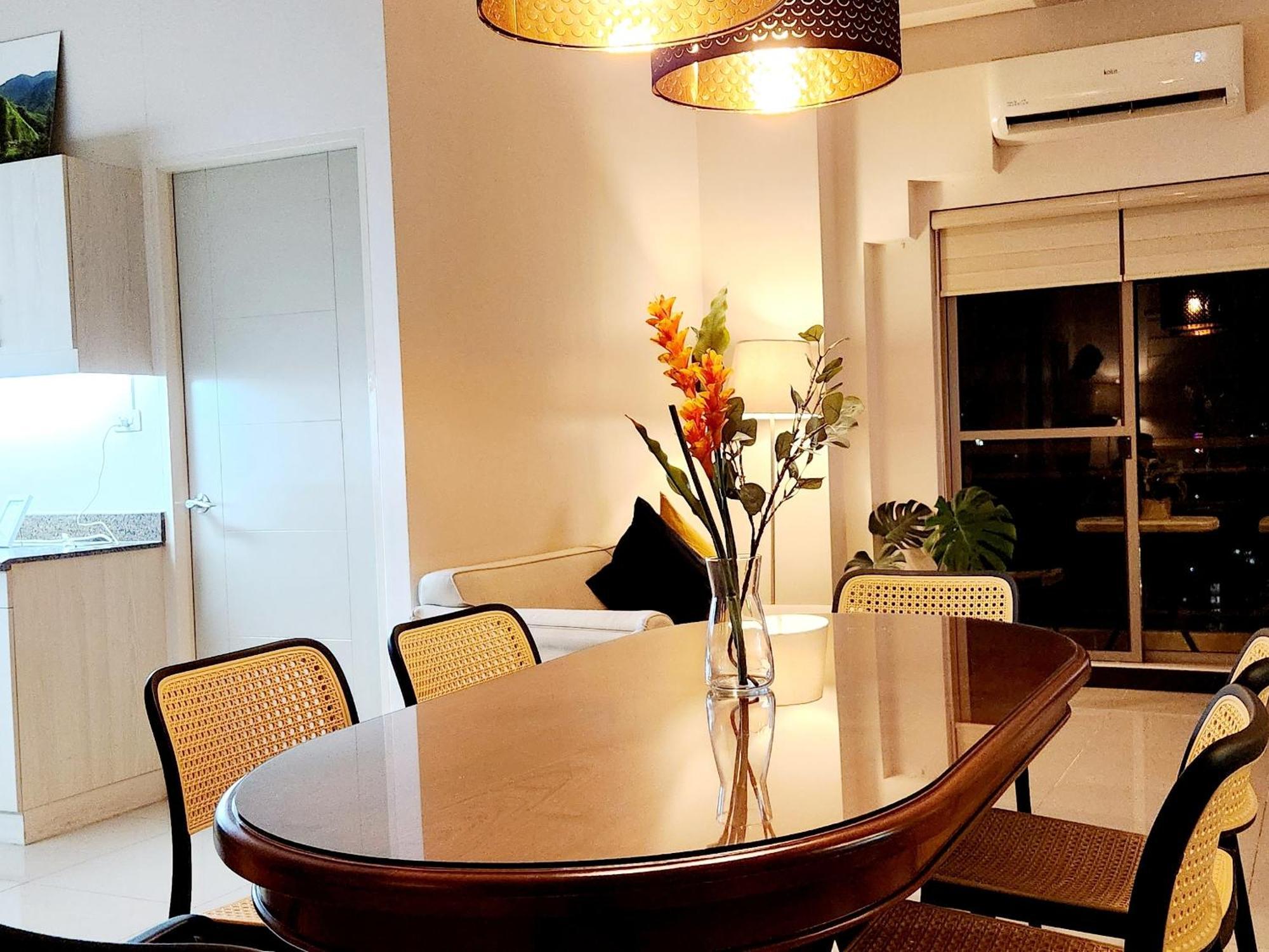 Casa Antonio At Fairway Terraces Family Penthouse 2Br Wi-Fi Nr Golf, Airport, Fort Bgc Манила Экстерьер фото